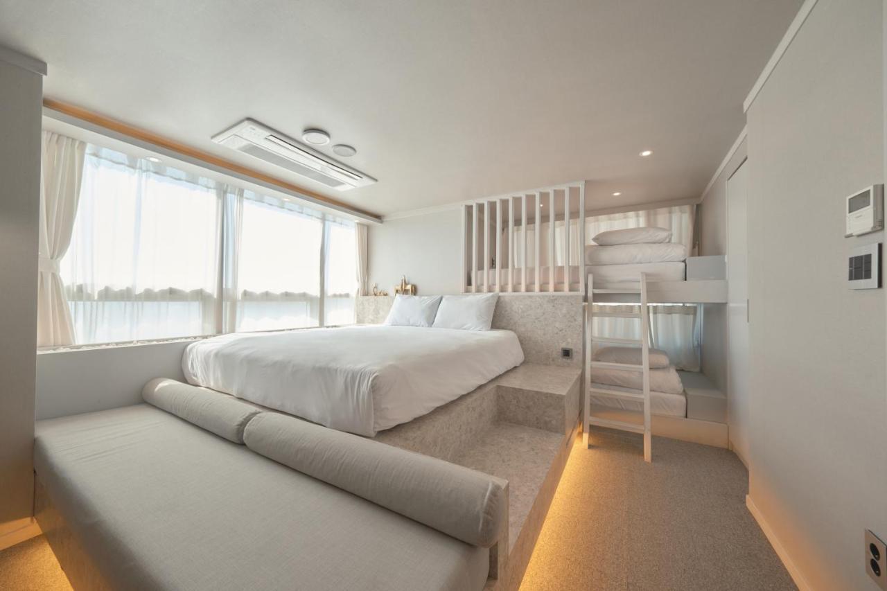 Uh Suite The Haeundae 釜山広域市 エクステリア 写真