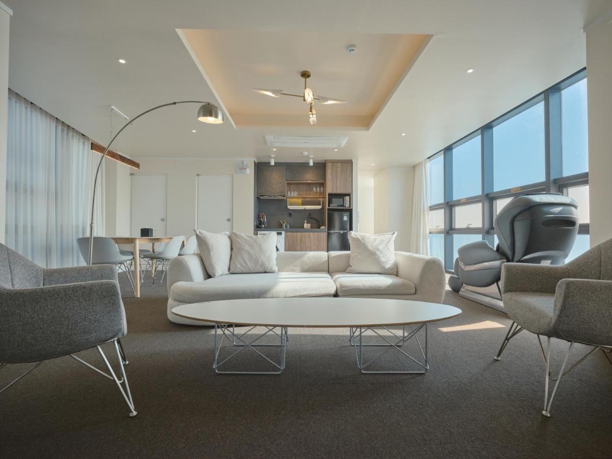 Uh Suite The Haeundae 釜山広域市 エクステリア 写真